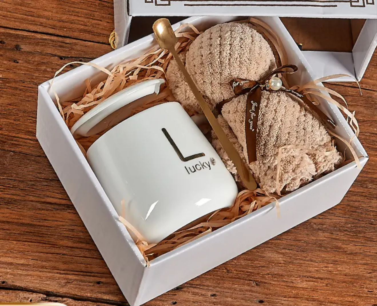 Ceramic water cup with lid